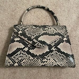 Snake print small bag clutch